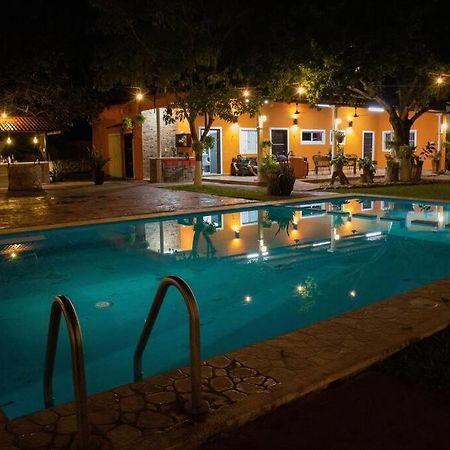 A Unos Pasos Del Paraiso Hunucma Bagian luar foto
